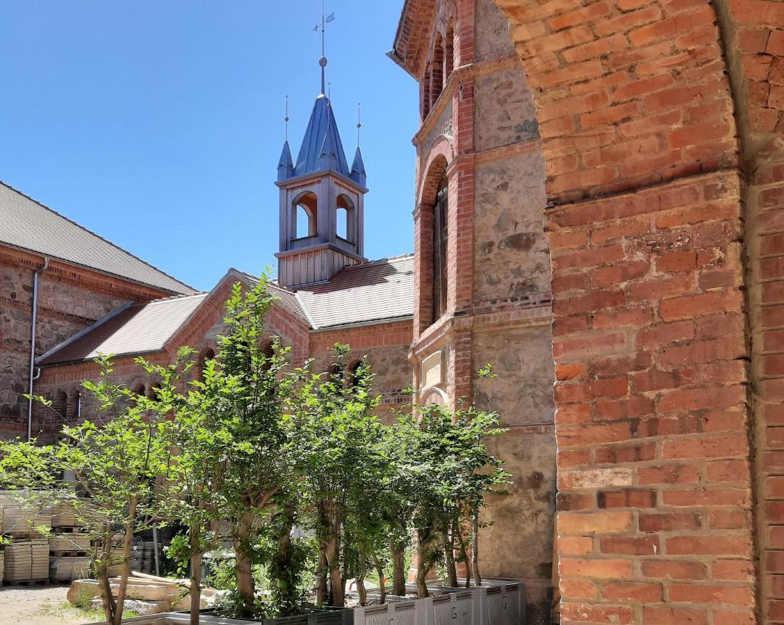 Historisches Rittergut Hexenburgbeidresden Nahe Sachsische Schweiz, Dresden - Mit Badeteich Apartment Grossharthau Ngoại thất bức ảnh