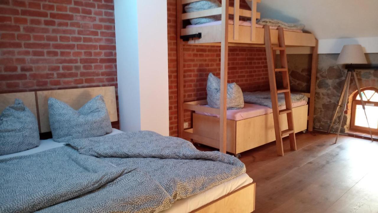 Historisches Rittergut Hexenburgbeidresden Nahe Sachsische Schweiz, Dresden - Mit Badeteich Apartment Grossharthau Ngoại thất bức ảnh